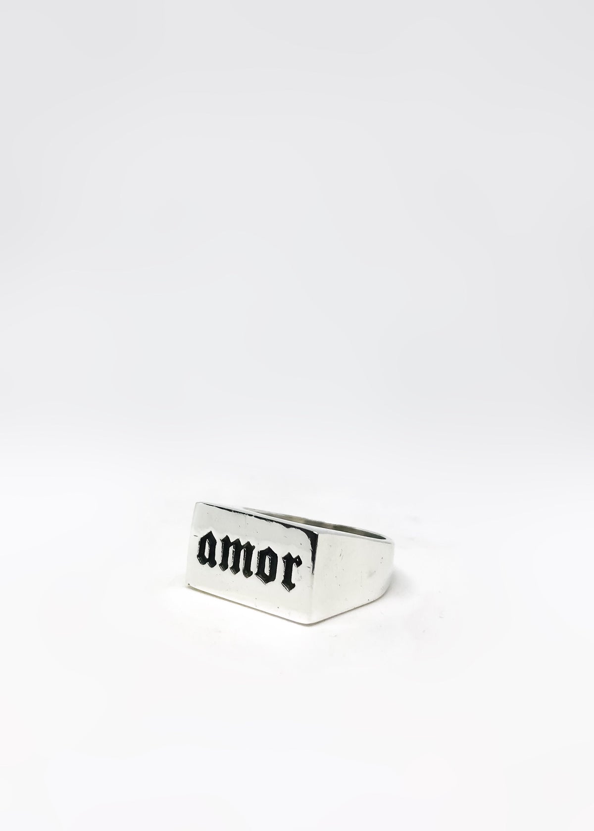 Amor Ring