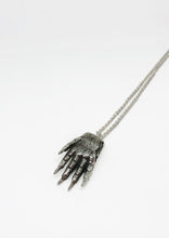 Crocodile claw (With Chain)